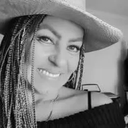 Andrea la voz de un angel